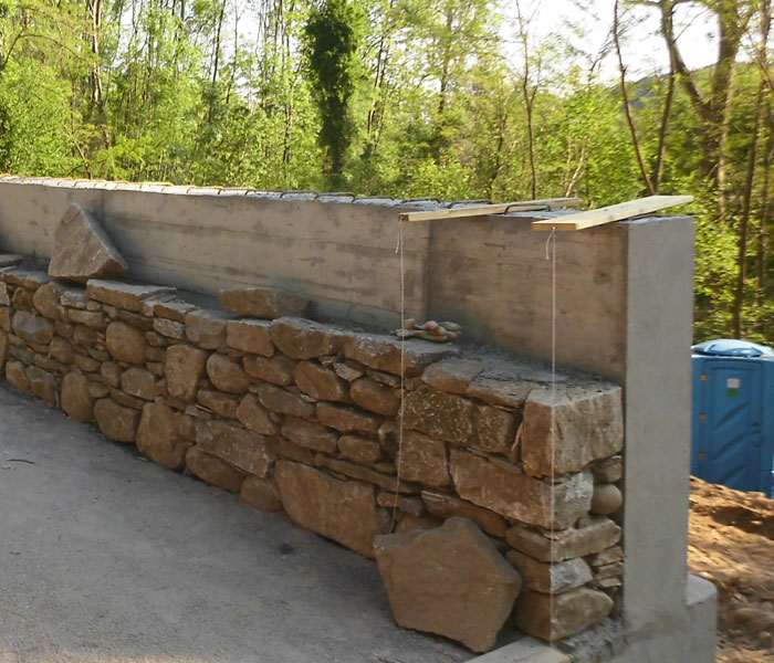 realizzazione muri di sassi ciclopici